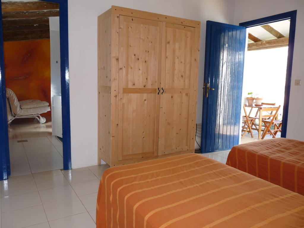 Camping Bungalows Armalygal Murillo de Gállego Quarto foto